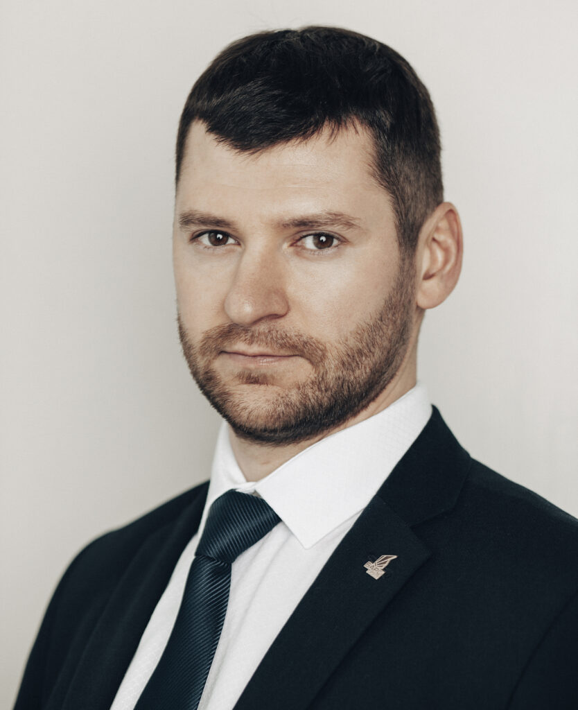 Ахмадиев Адель