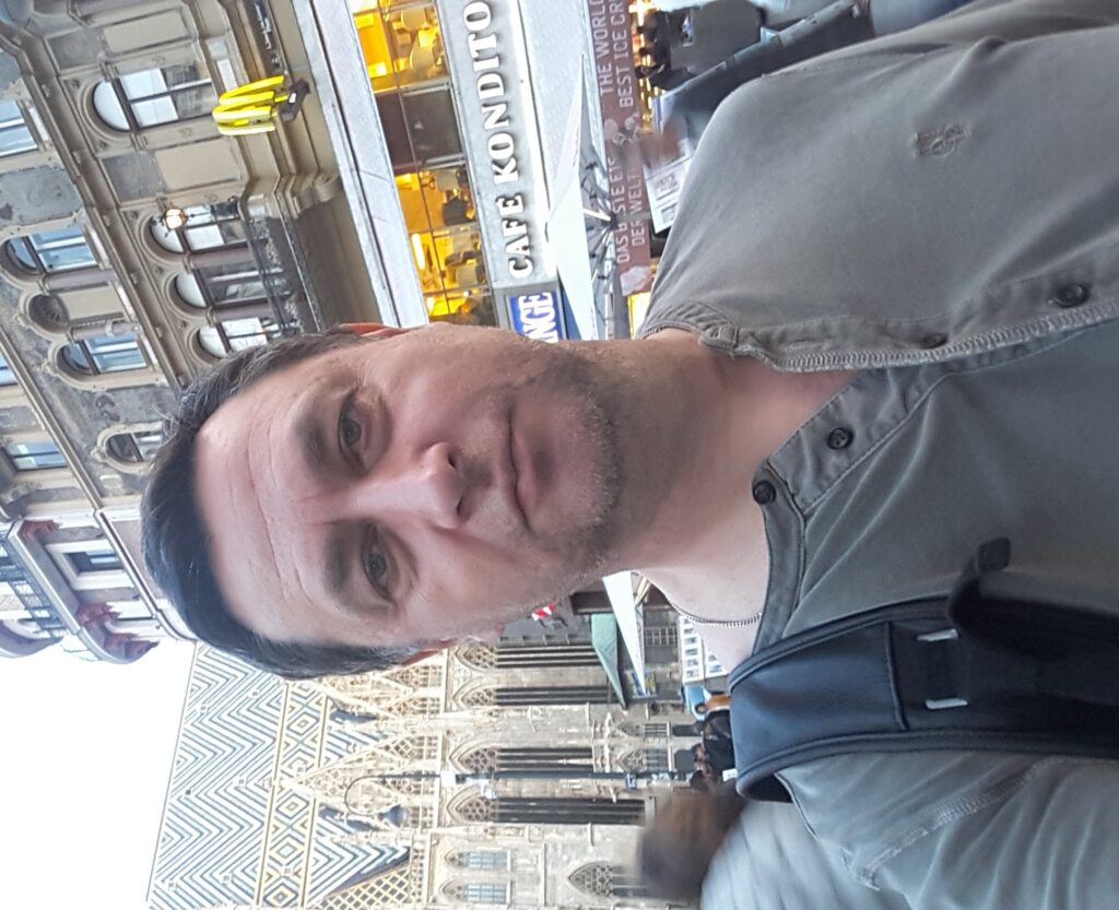 Карабутов Юрий